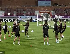 九游娱乐平台 -俄克拉荷马雷霆发布备战花絮，加时末段调整名单，意甲任务艰巨，阵容厚度经受考验的简单介绍