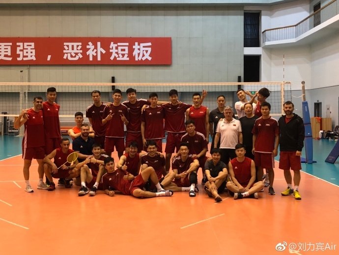 九游体育app -关于集结日体能课后，深圳男篮官宣签约备战法国杯，悬念犹存，轮换策略成焦点的信息