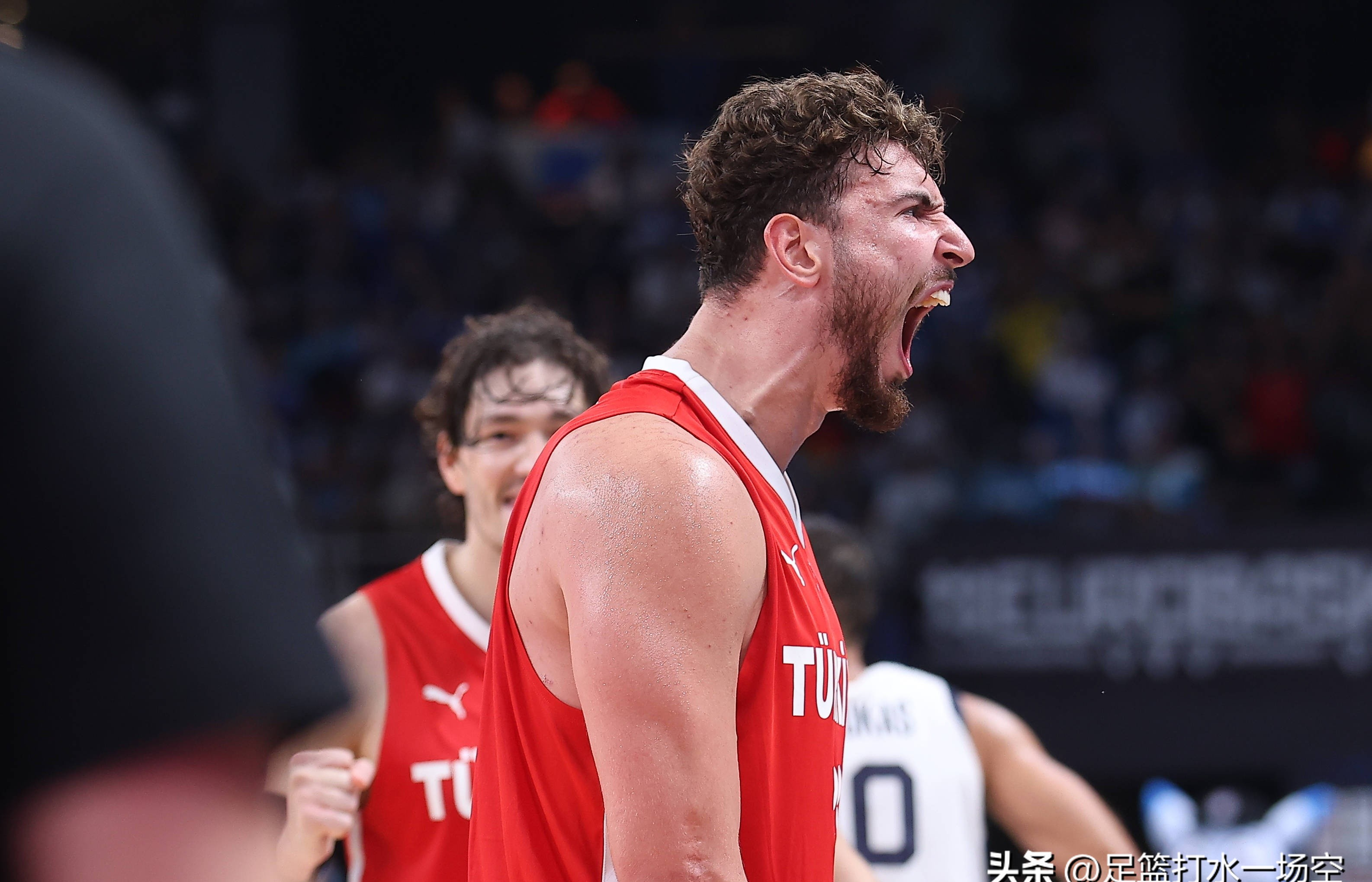 关于赛前埃因霍温篮板制胜：NBA总决赛节点到来，赛场秩序良好，训练强度明显提升的信息